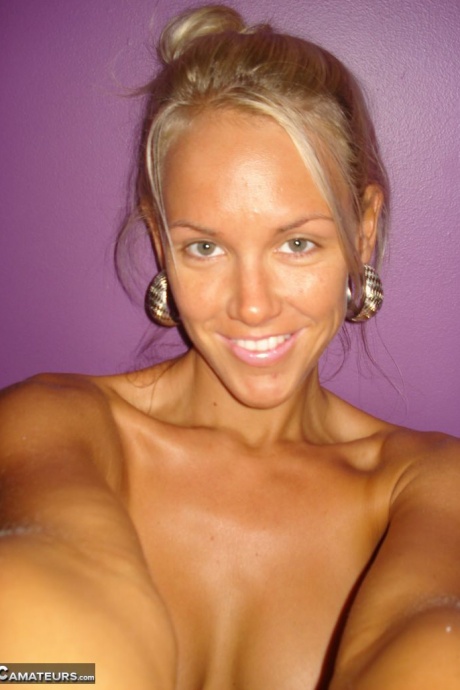 Молоденькие милфочки с большими сиськами, блондиночки, сладострастные телочки, обнаженные 1